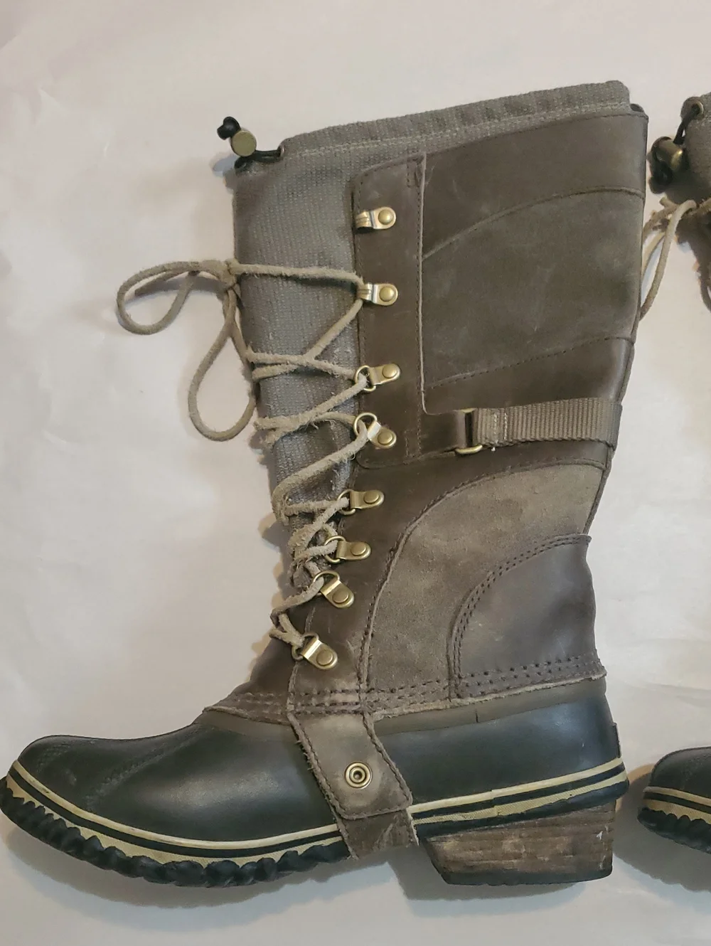 Sorel Conquest Carly Tall Waterproof Leather Lace-Up Winter Boots Size 8 Brown